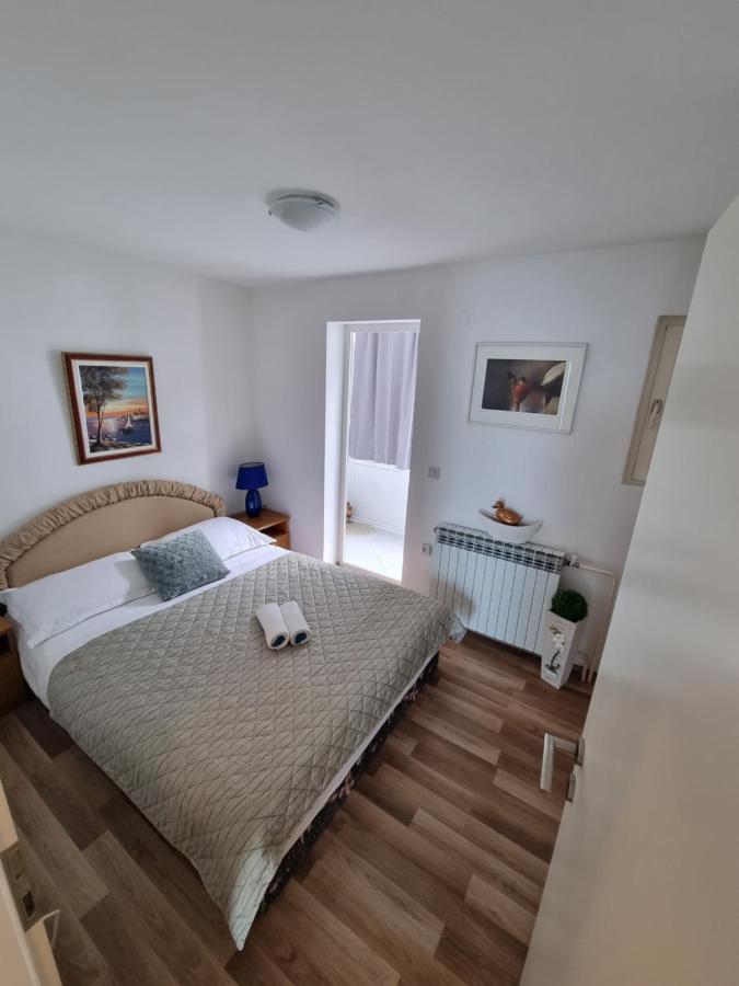 Apartman Blazenka ตราสนิสเซ ภายนอก รูปภาพ