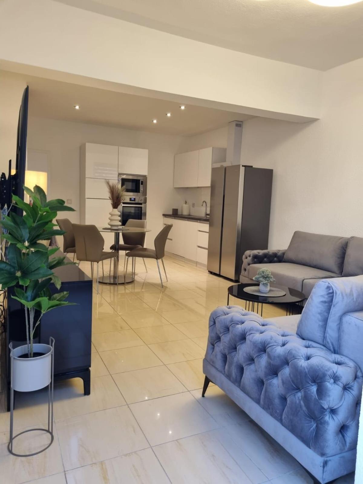 Apartman Blazenka ตราสนิสเซ ภายนอก รูปภาพ